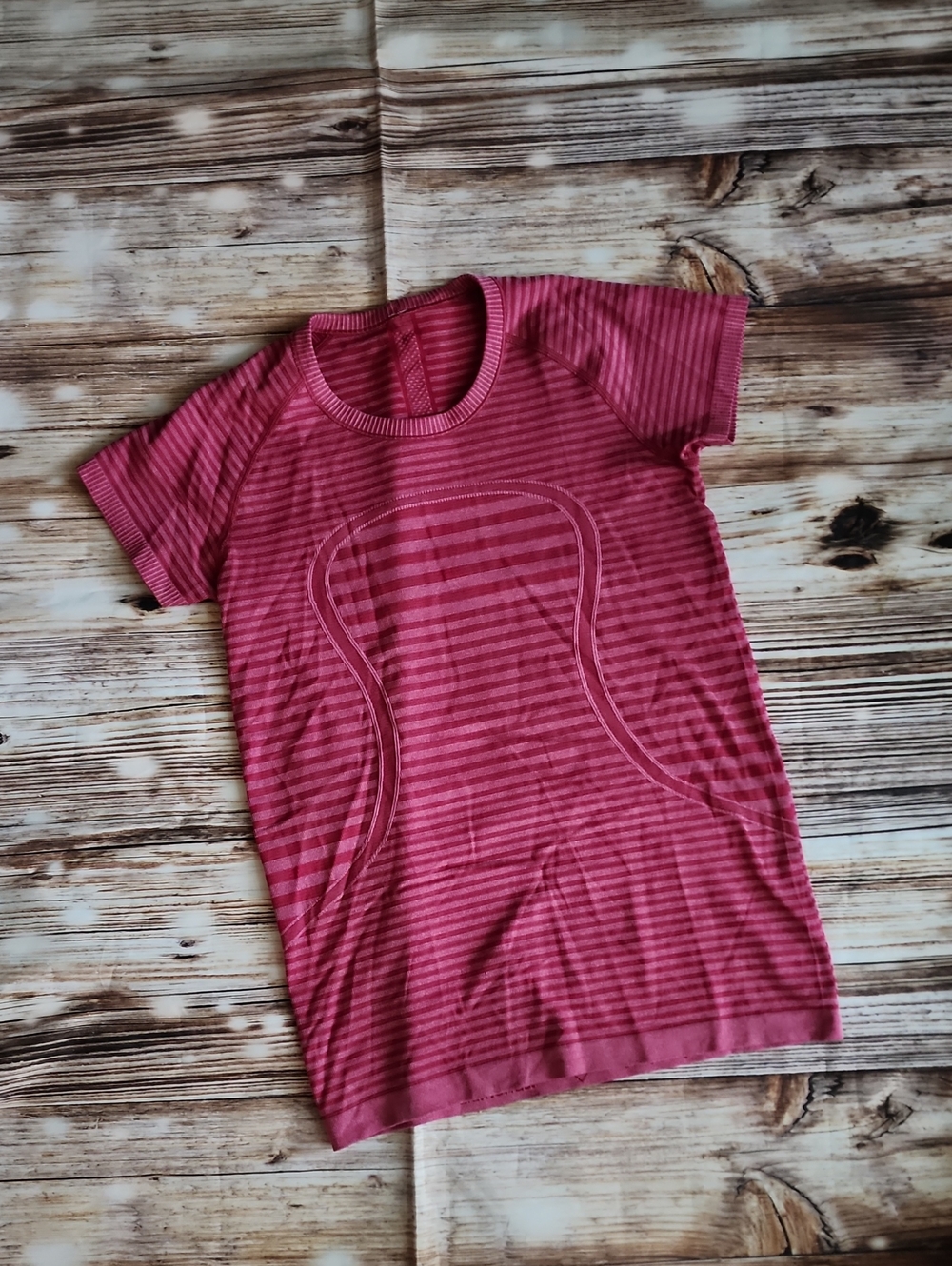 Lululemon Tee